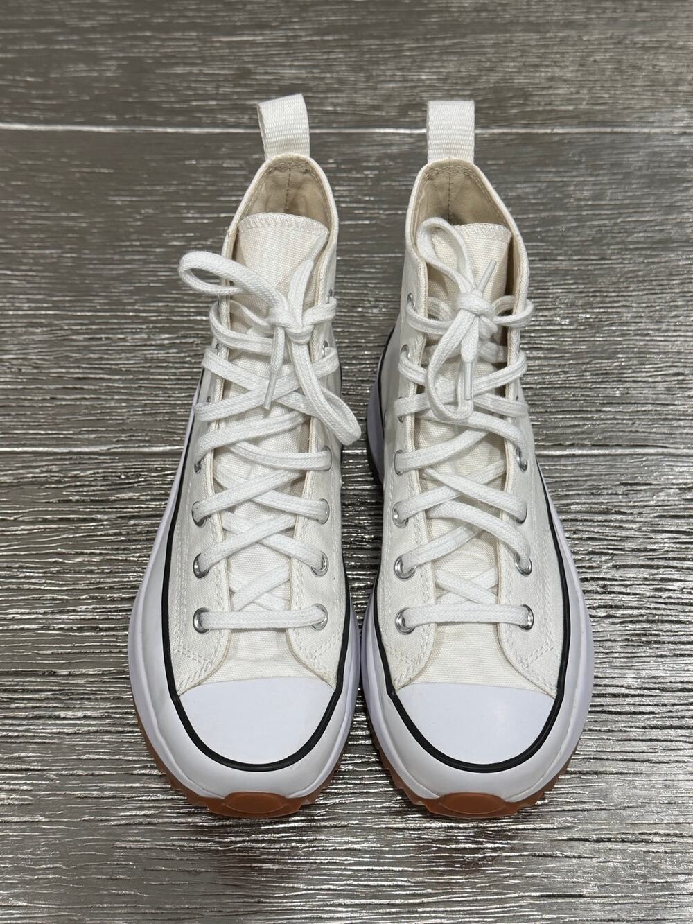 Converse Run Star Hike High unisex size men’s boys 6/ women’s 7 1/2. Worn once!